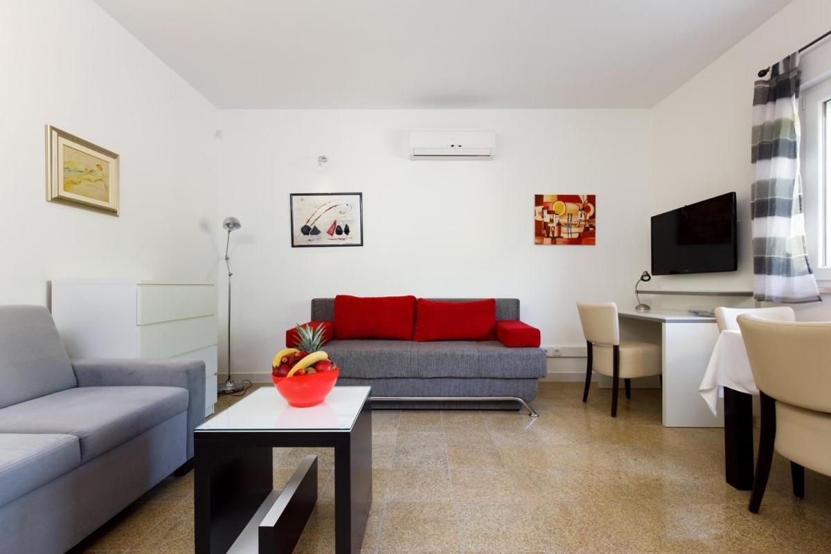 Apartment Ark Beach Split