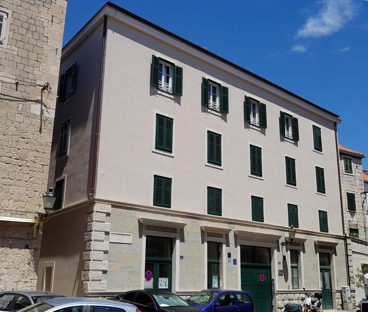 Promenade Apartment