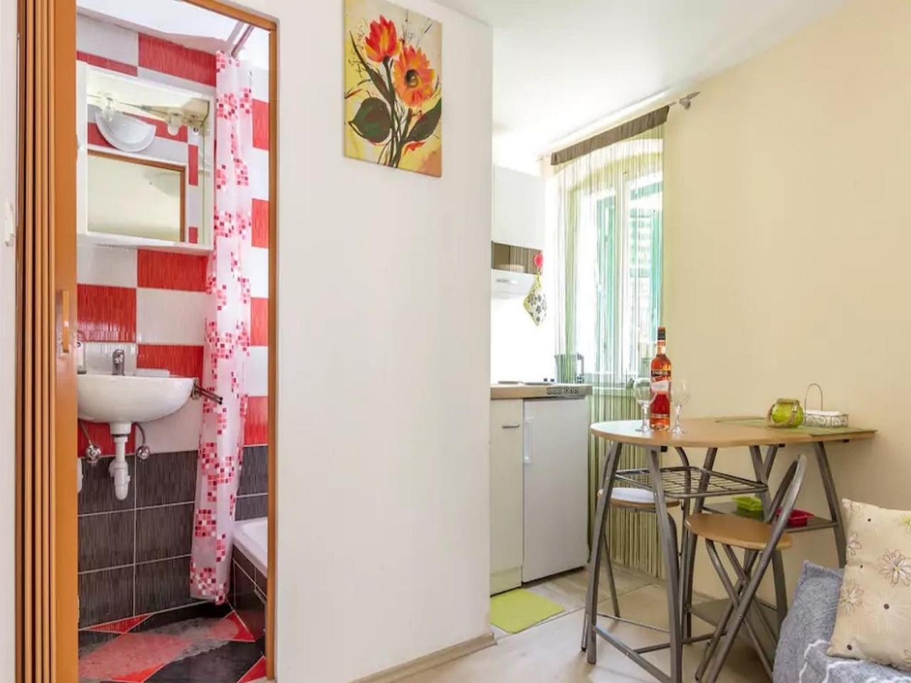 Apartment Bova *