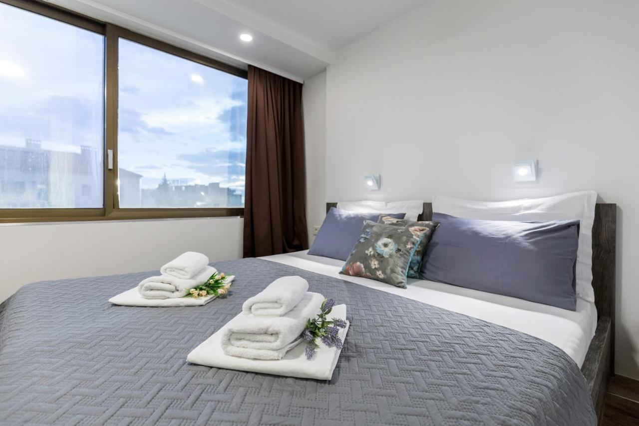 Apinelo Tower 4* Split