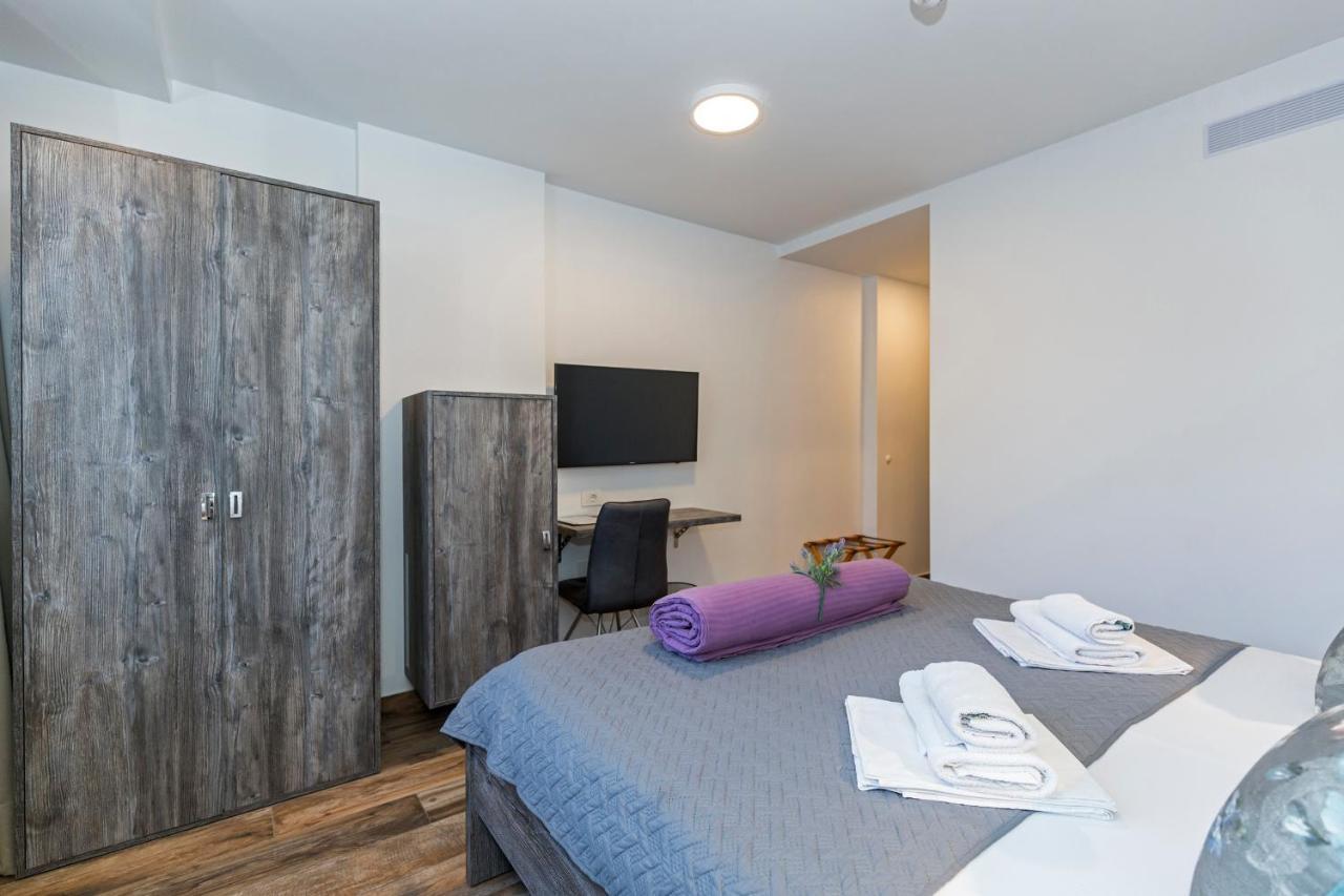Casa de hóspedes Apinelo Tower 4*