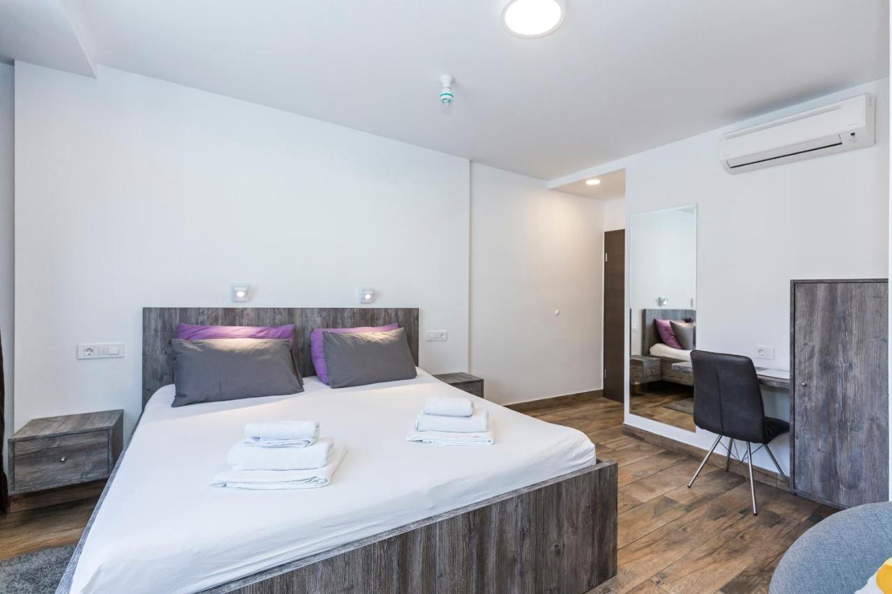 Casa de hóspedes Apinelo Tower 4*