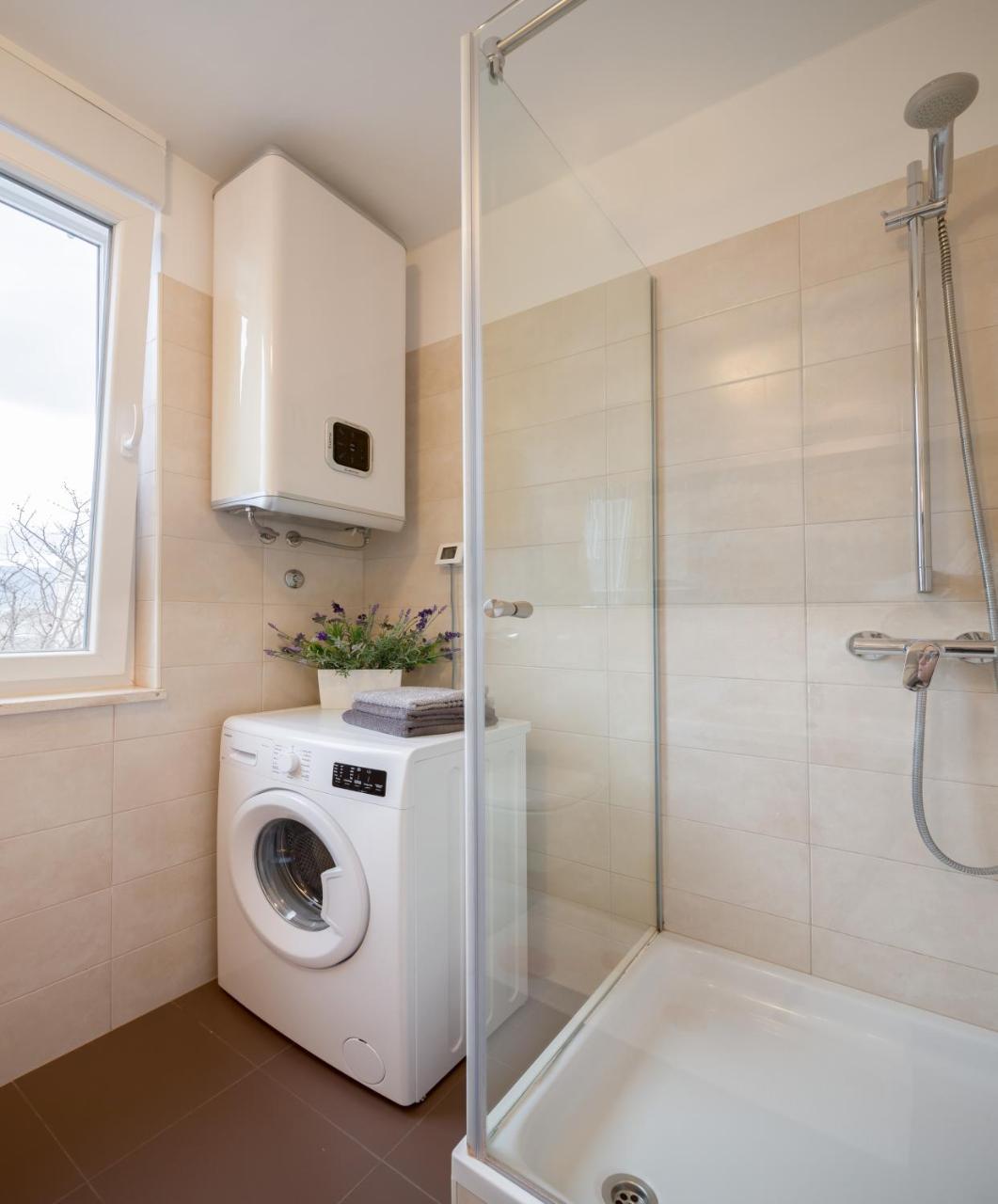 Arijana Free Private Garage Apartment *
