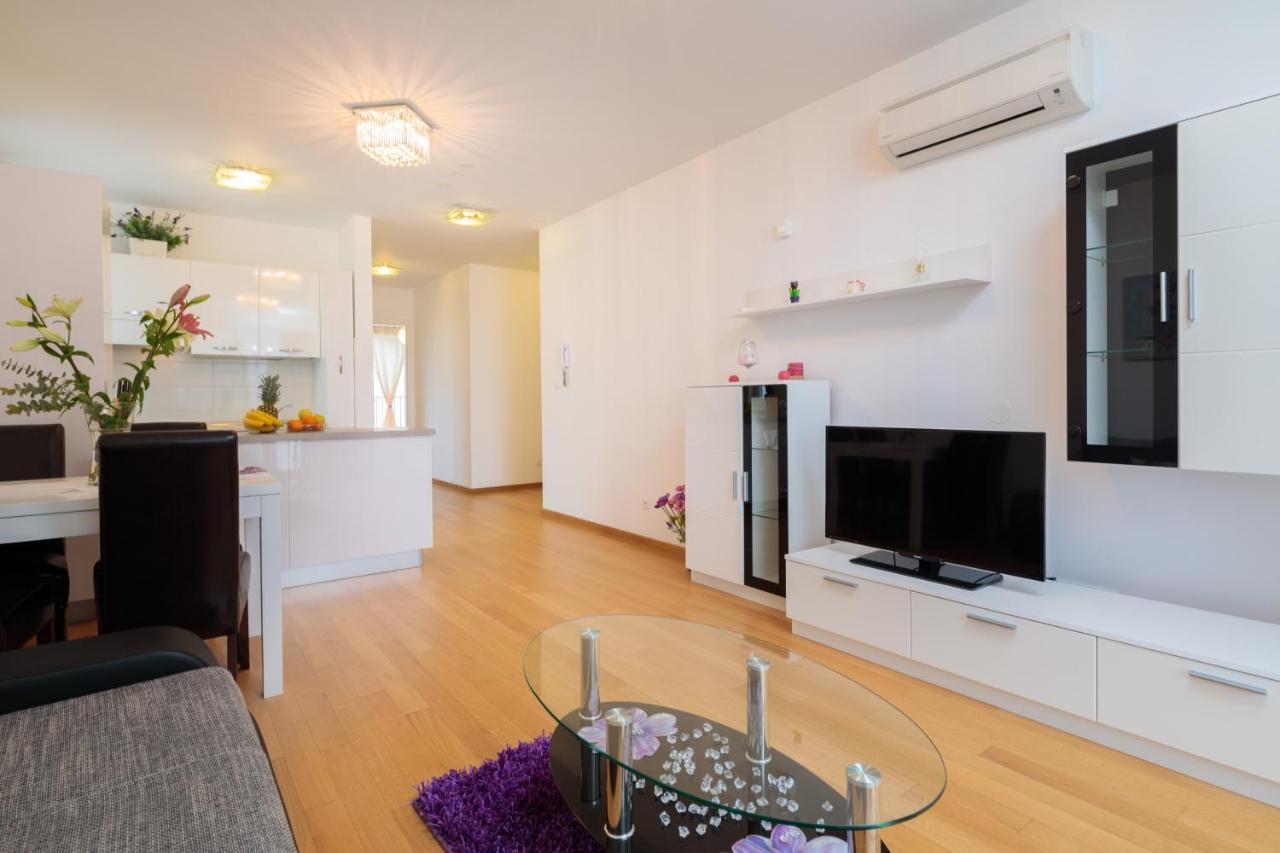 Arijana Free Private Garage Apartment *