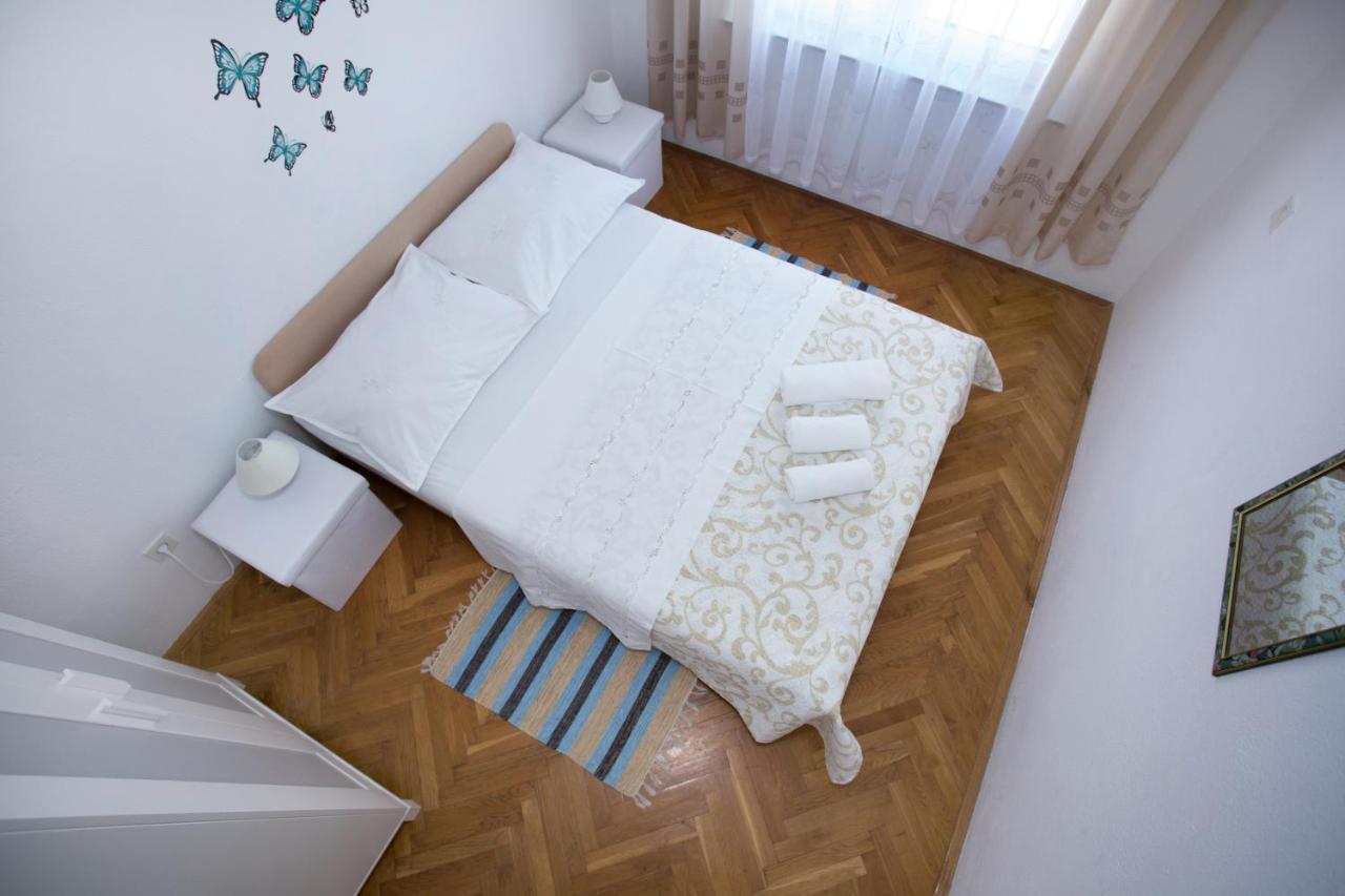 Blaz Apartment *