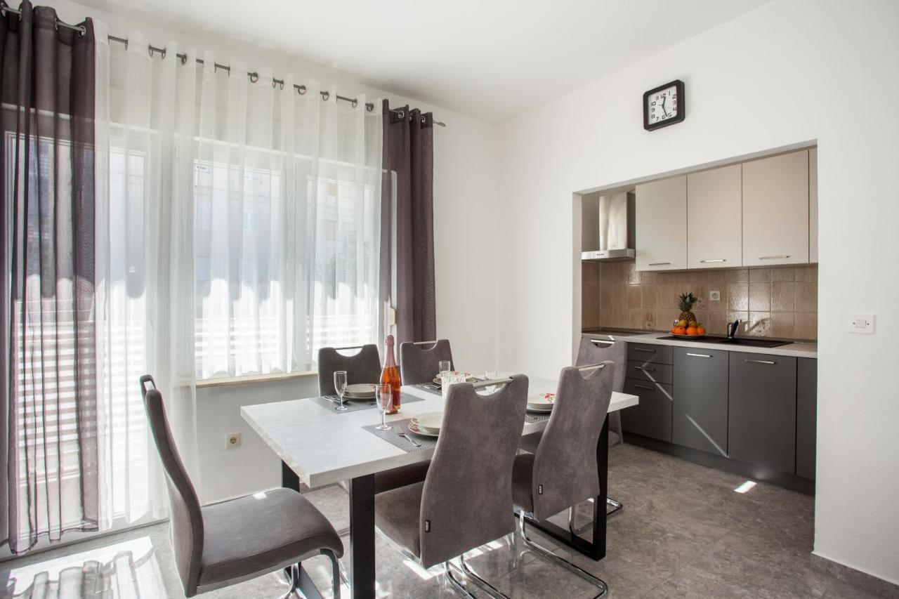 Blaz Apartment