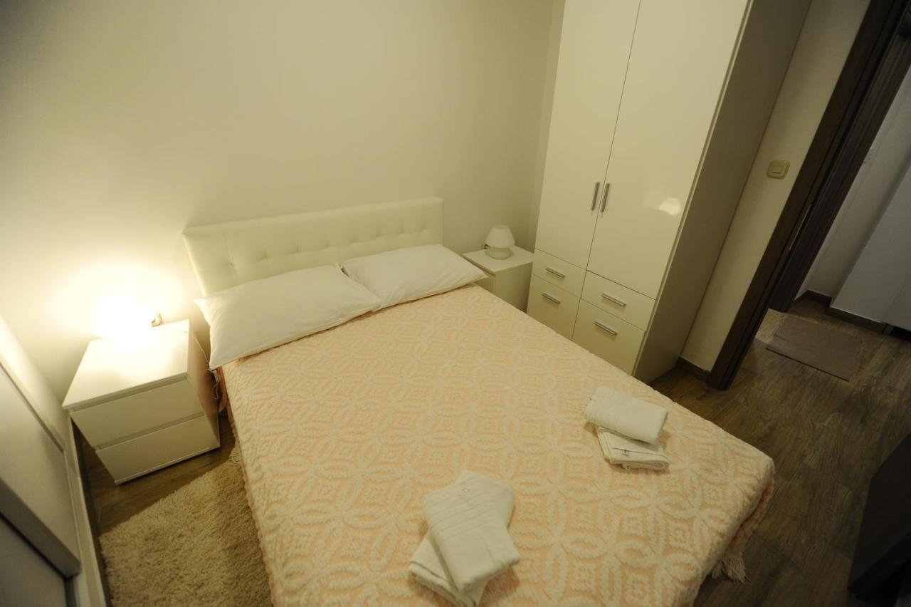 The Star Apartment Split