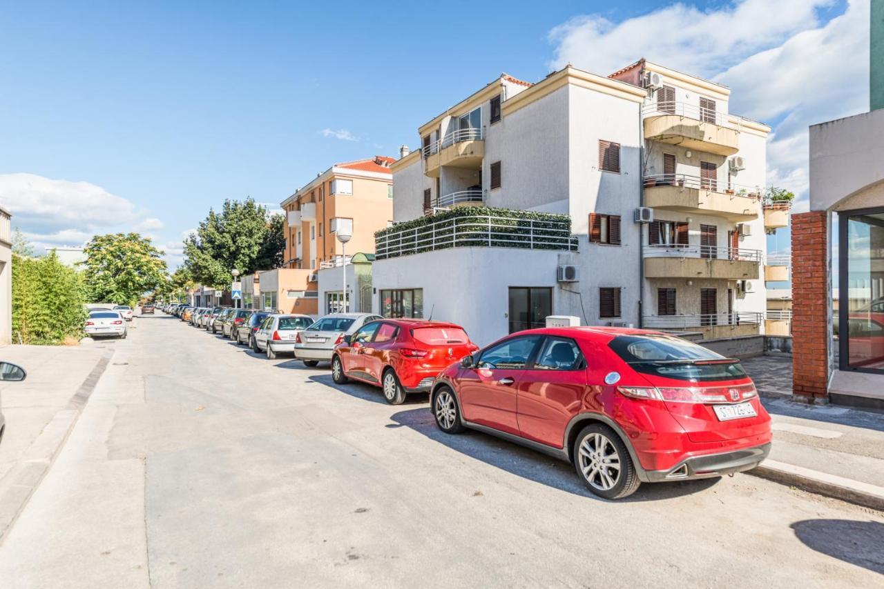 Beach&park Marjan Apartment
