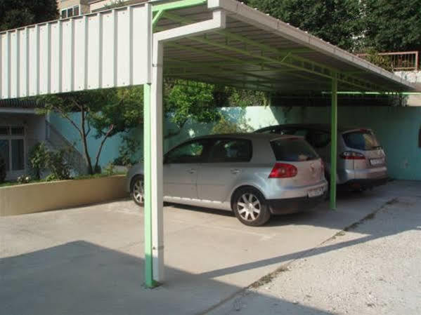 Apartmans And Madunic I Casa de hóspedes