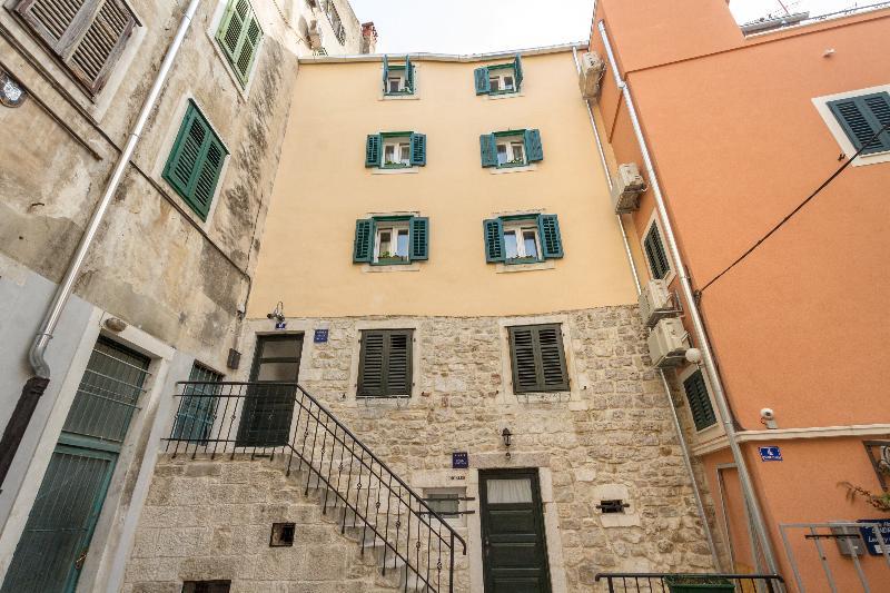 Imperator Guest house 4*