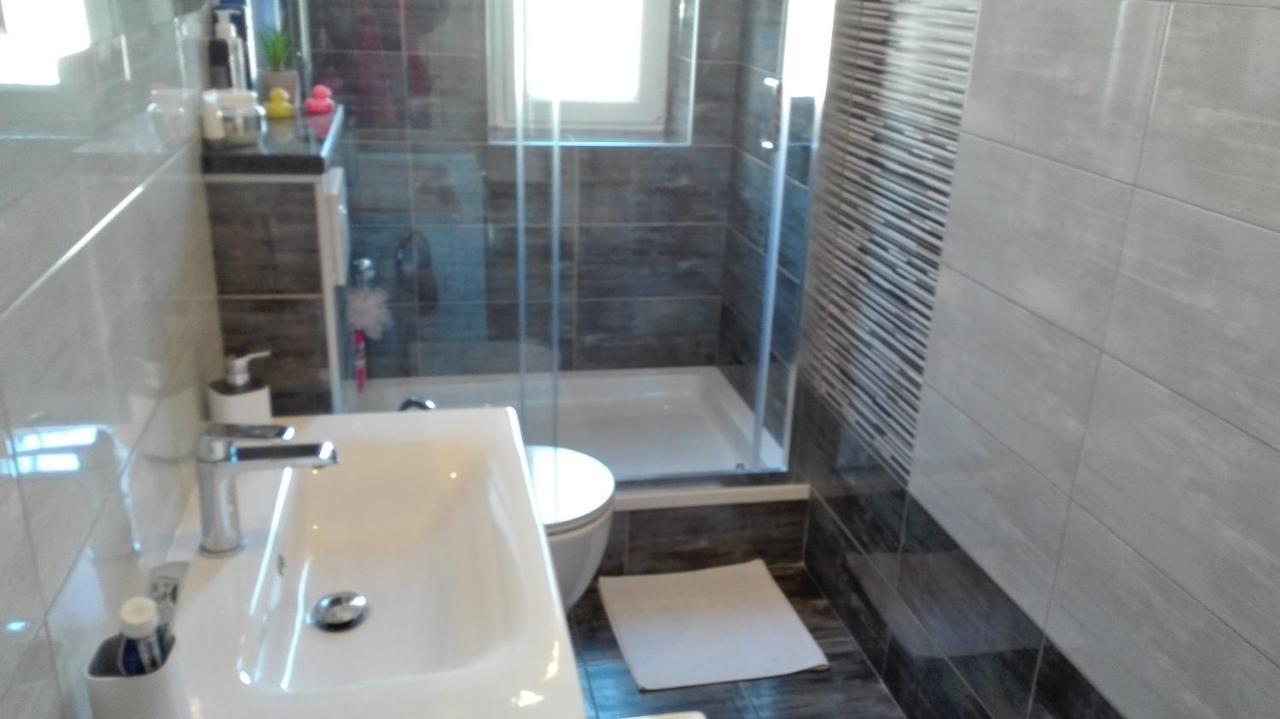 Secer Guest house *