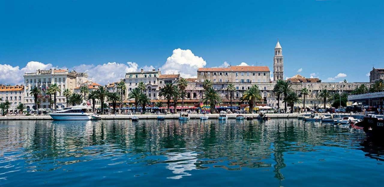 Apartment Click In Stobrec Next To Split