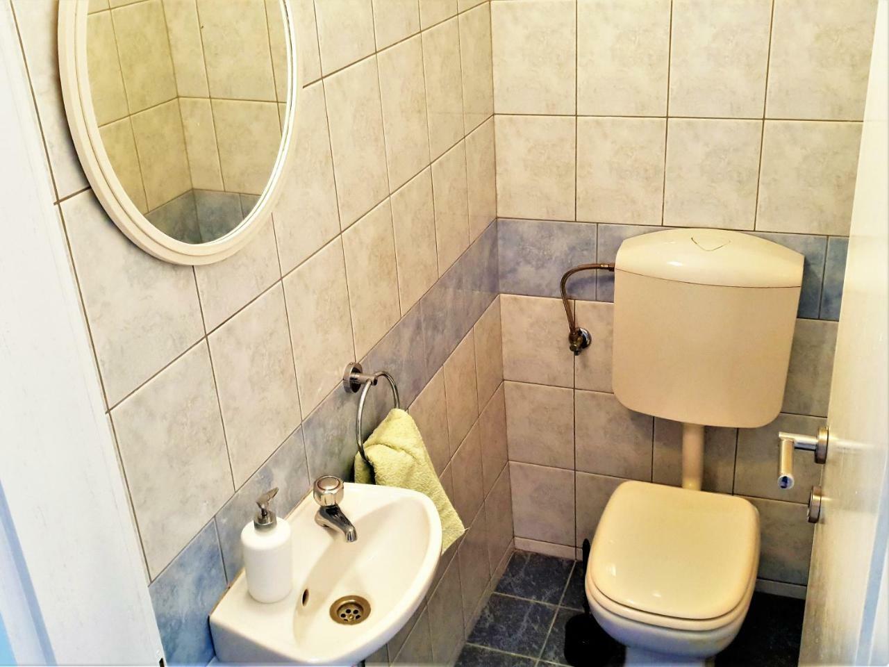 Apartment Click In Stobrec Next To
