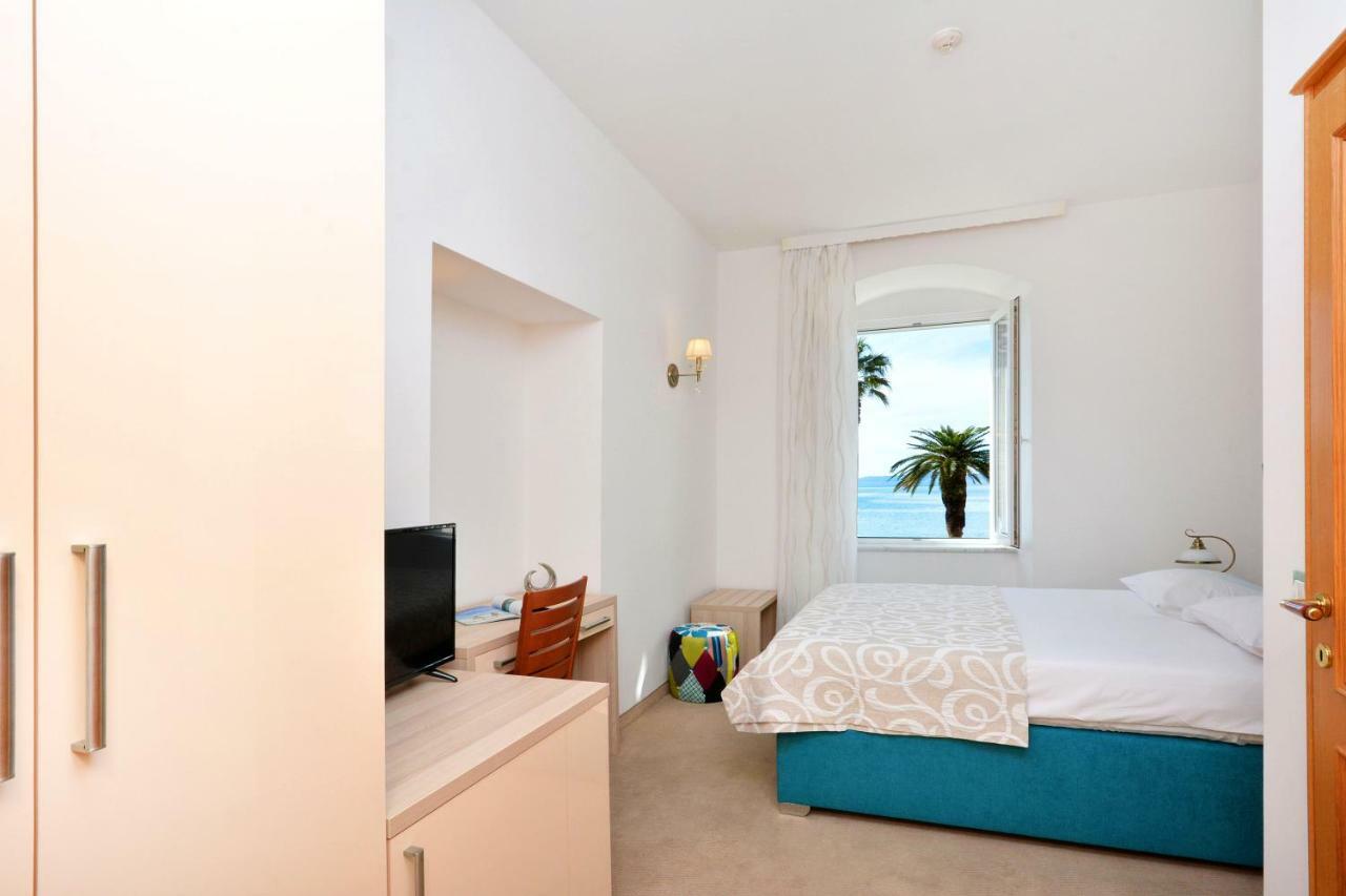 Hotel Adriana