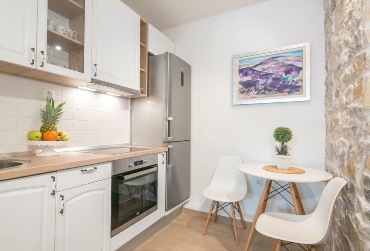 Rino Apartment Split