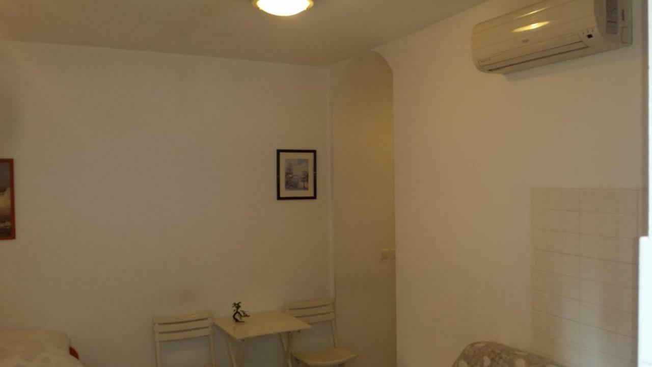 Apartman Diocletian & *