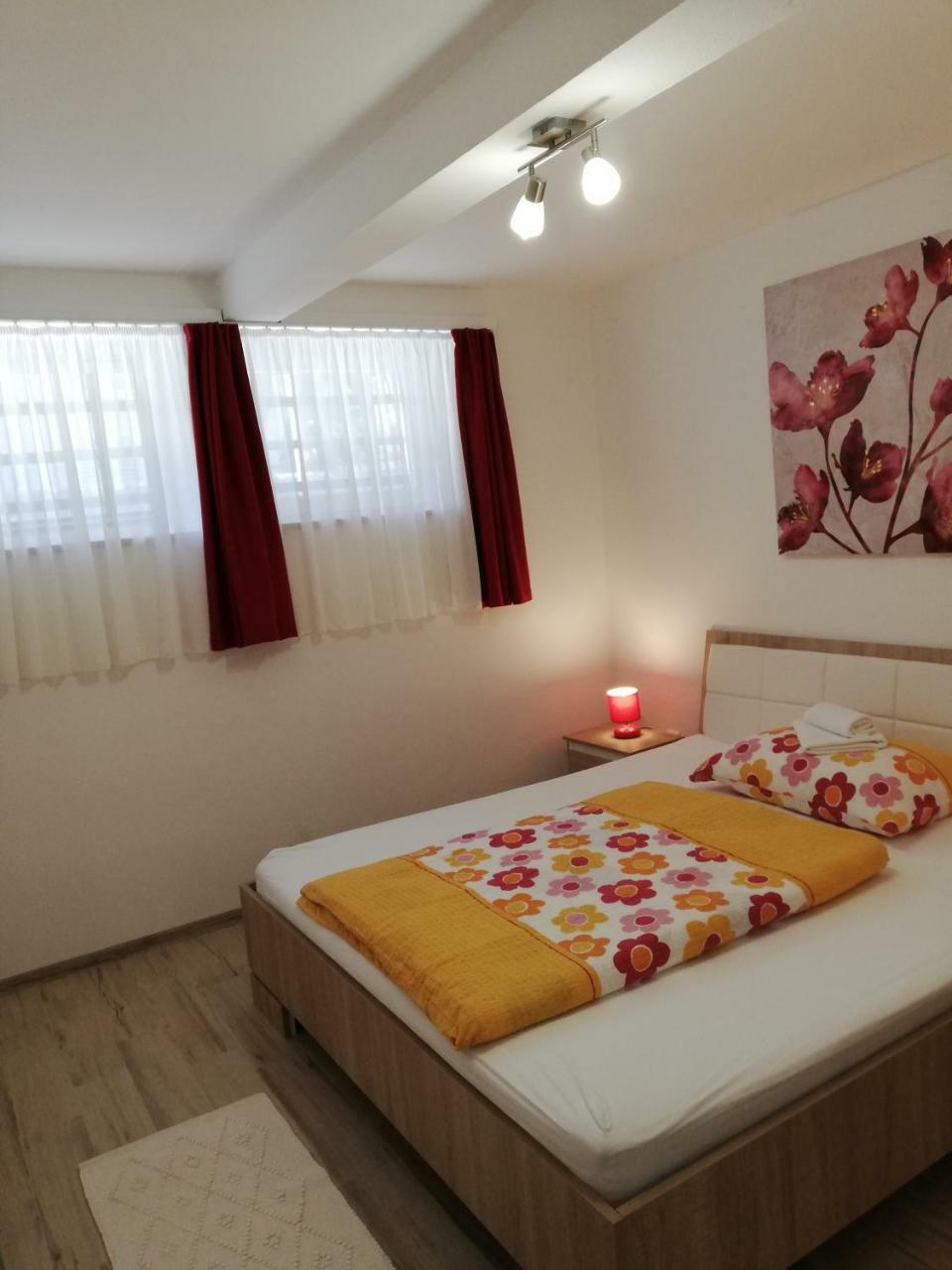 Viktorija Apartment