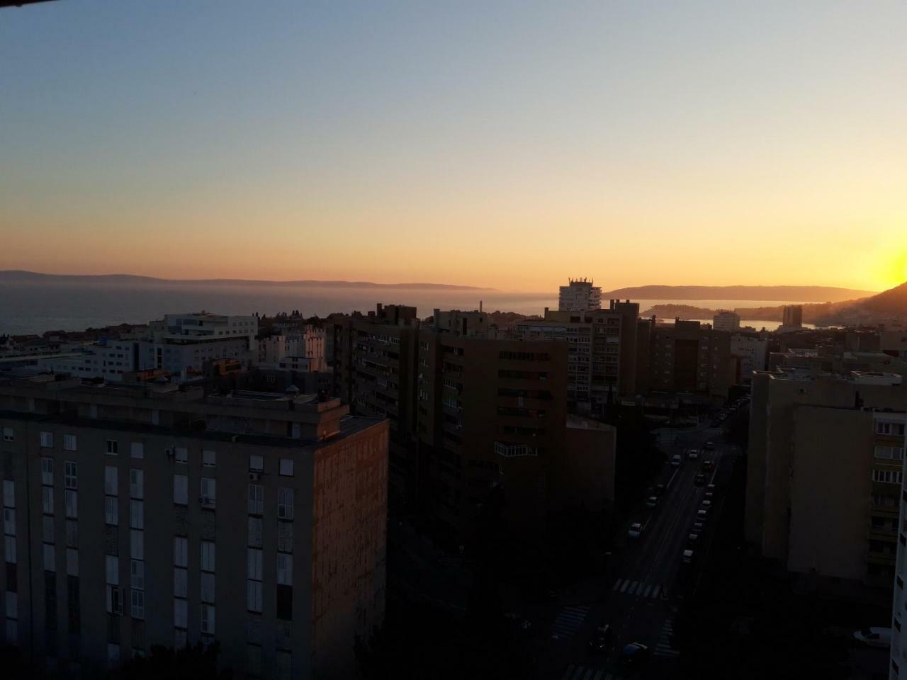 Apartment Sky