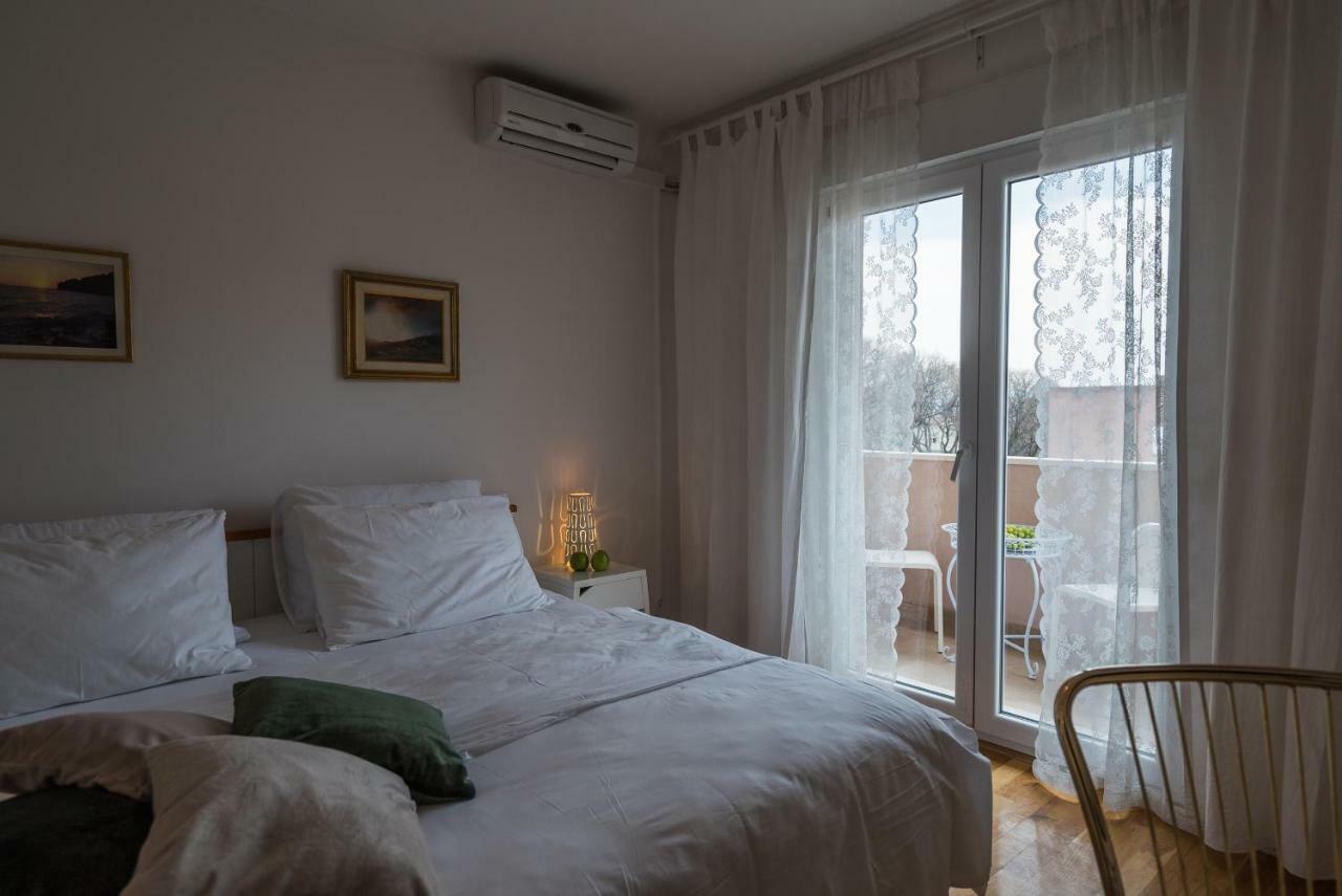 Guest House Lana 3* Split