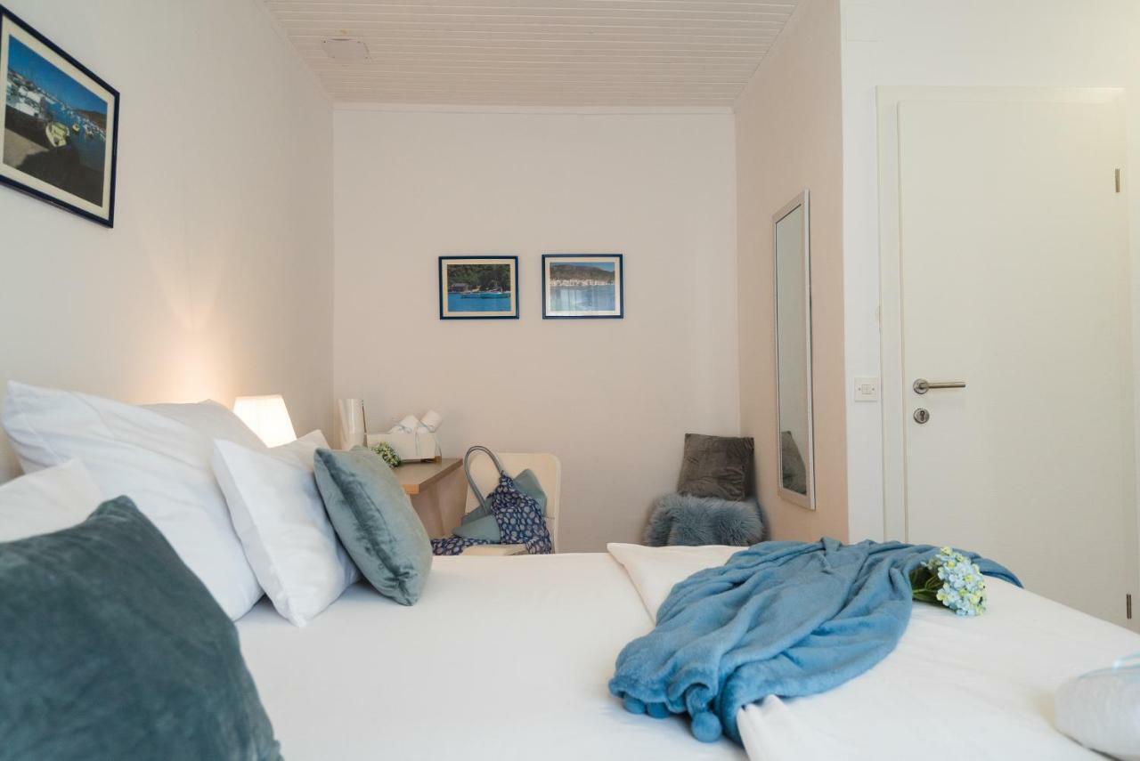 Guest house Guest House Lana 3*