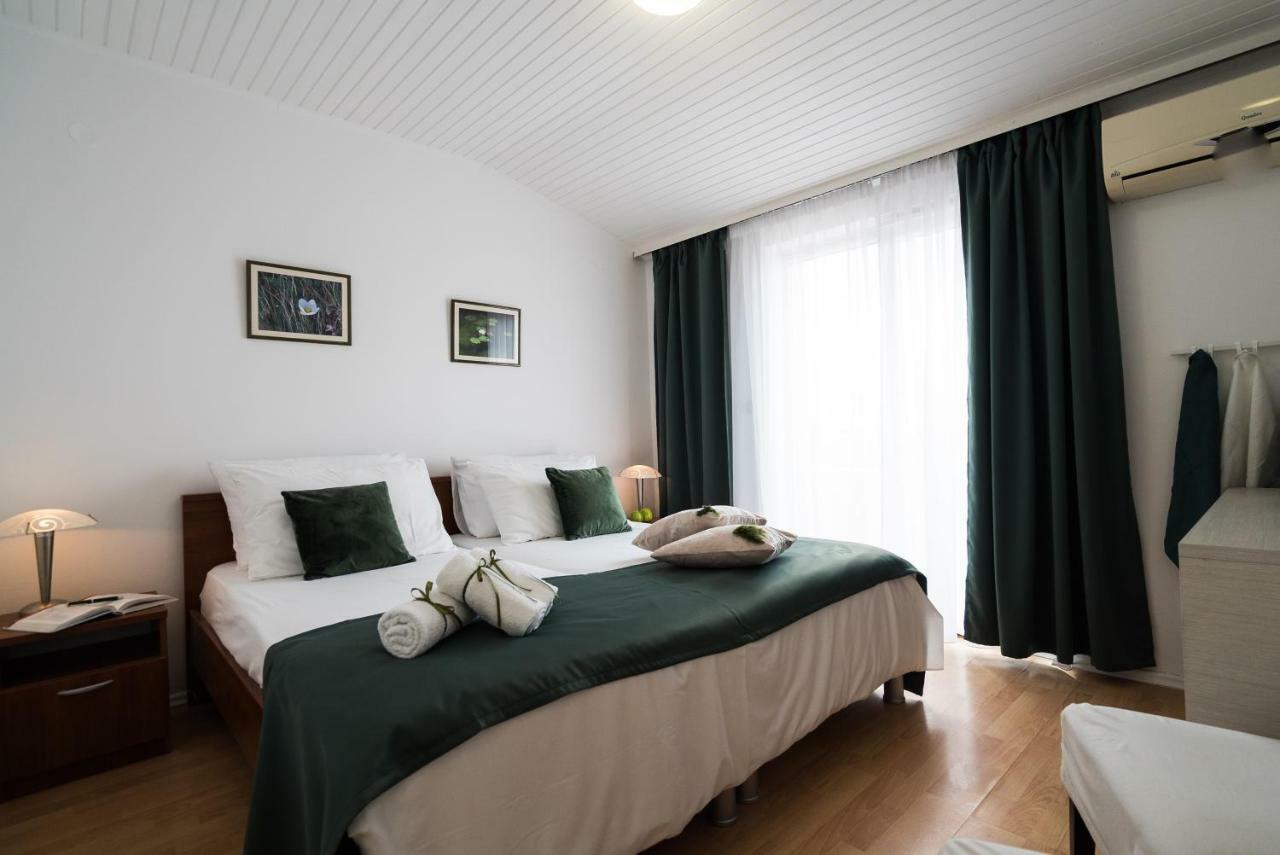 Guest House Lana 3* Split