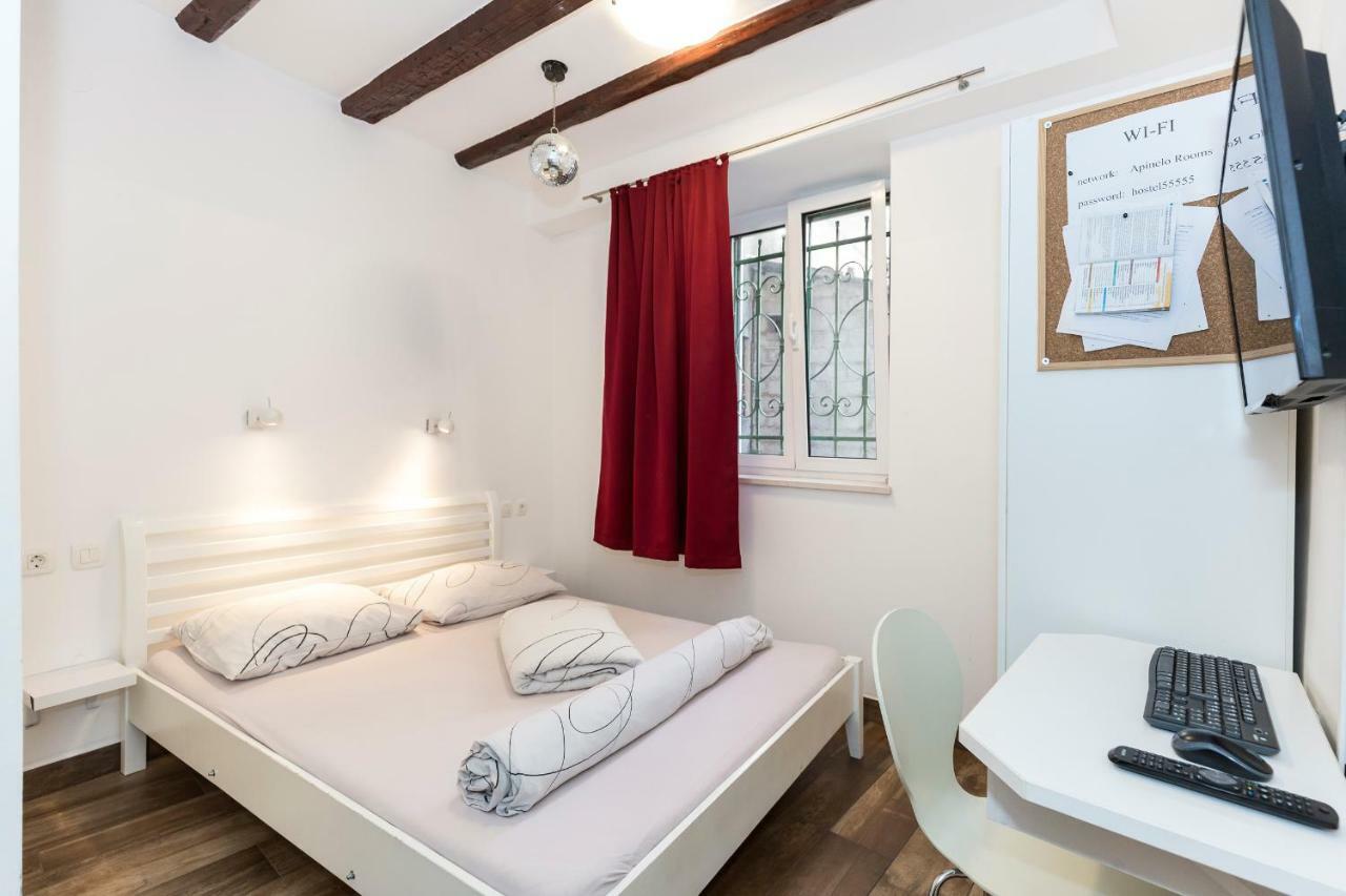 Apinelo & Guest house