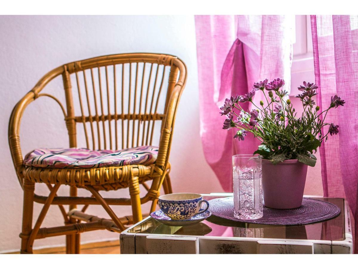 Apartment Liatris Split
