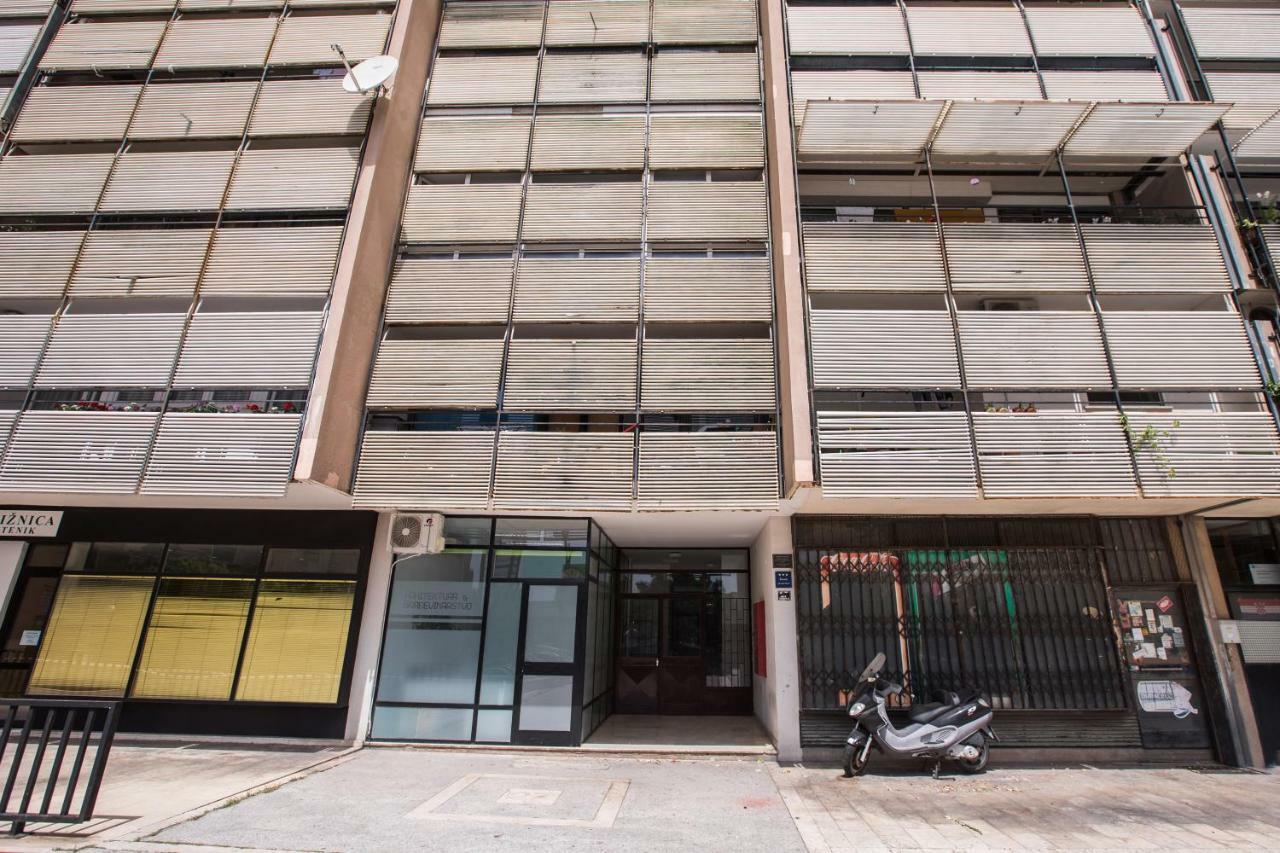 Luna Apartment Split