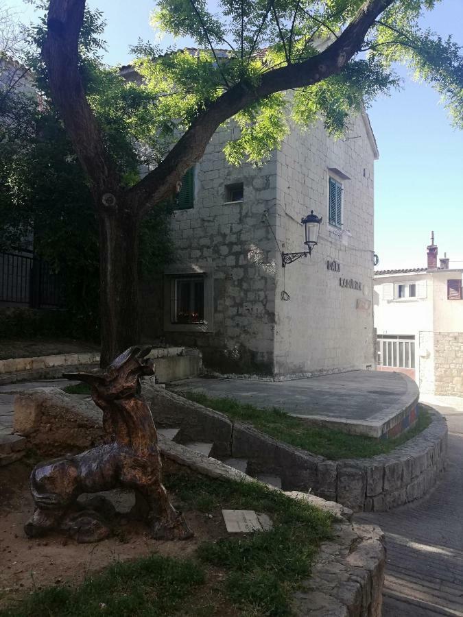 Apartment Charming In The Old Town