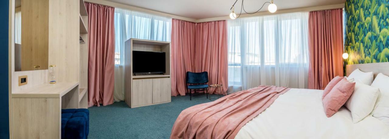Priska Med Luxury 4* Split
