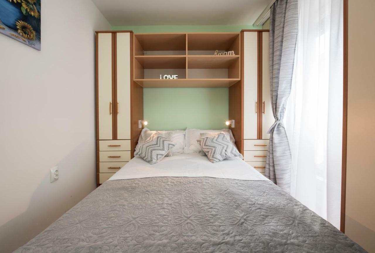Pax Apartment