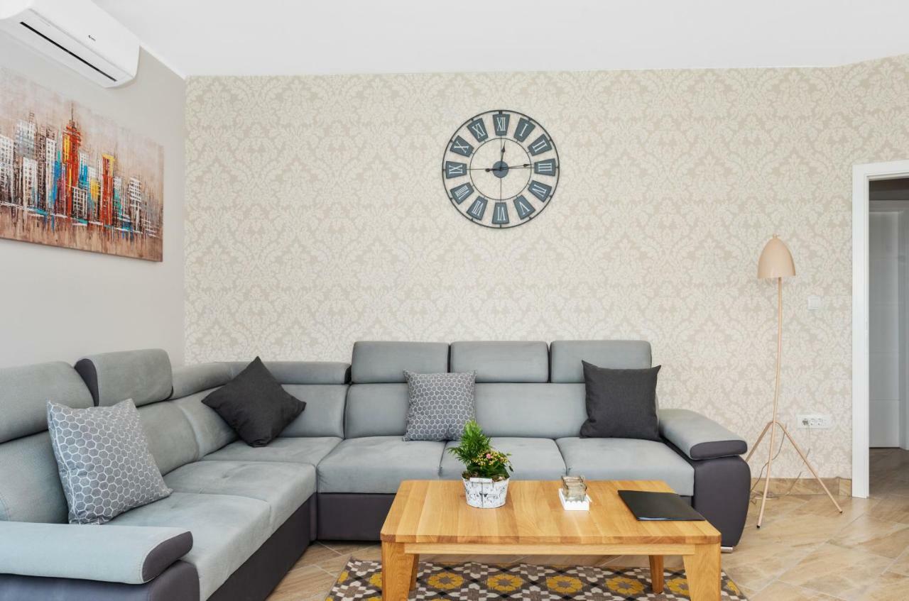 Aaa Anic Amazing Deluxe Apartment Split