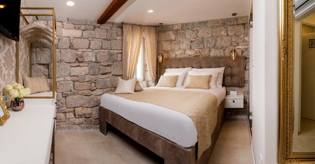 Jupiter Lux Bed & Breakfast