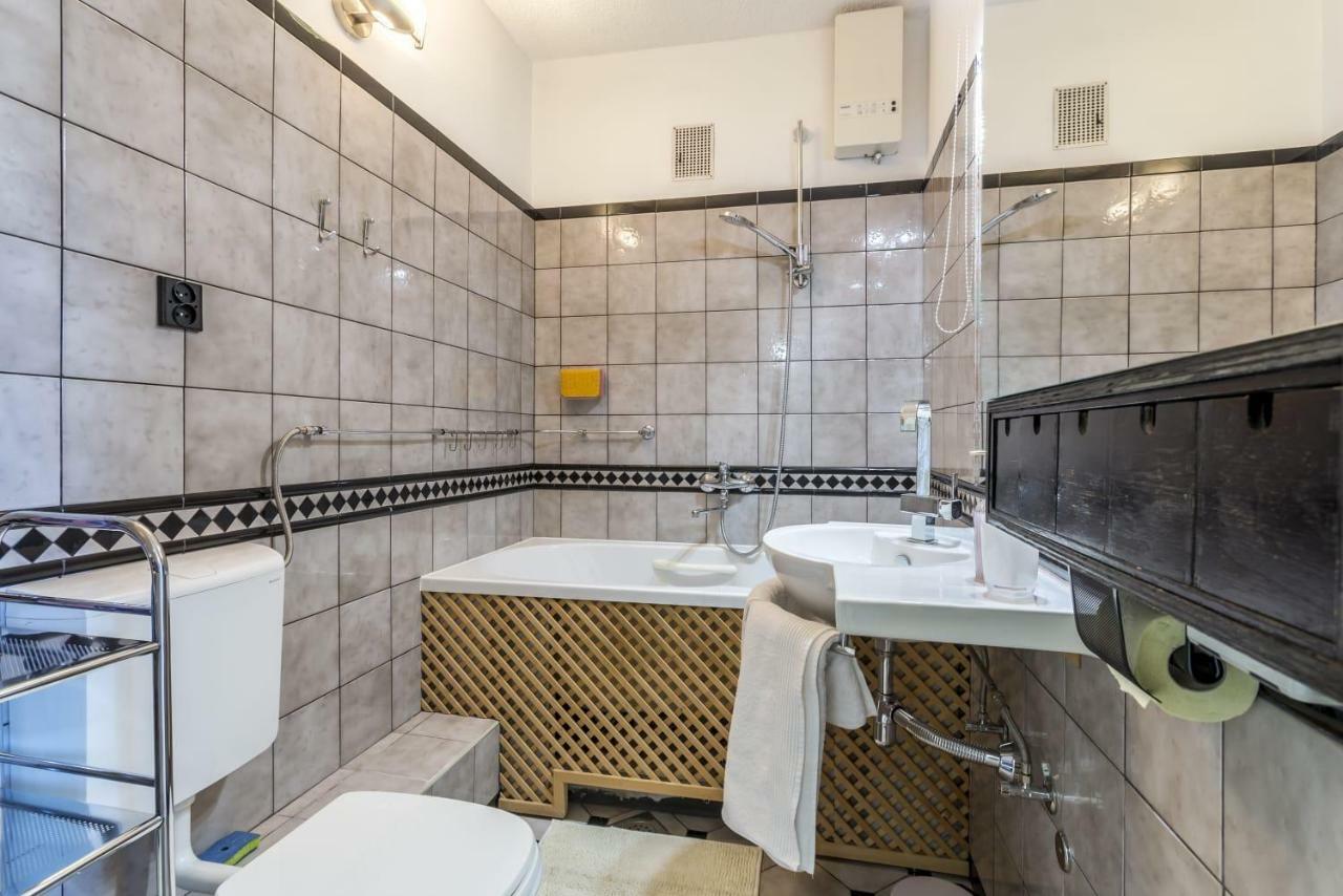 Ex Ujo Apartment Split