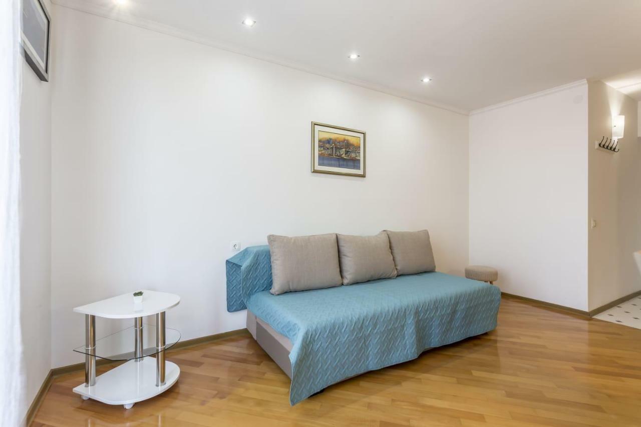 Apartment Ex Ujo