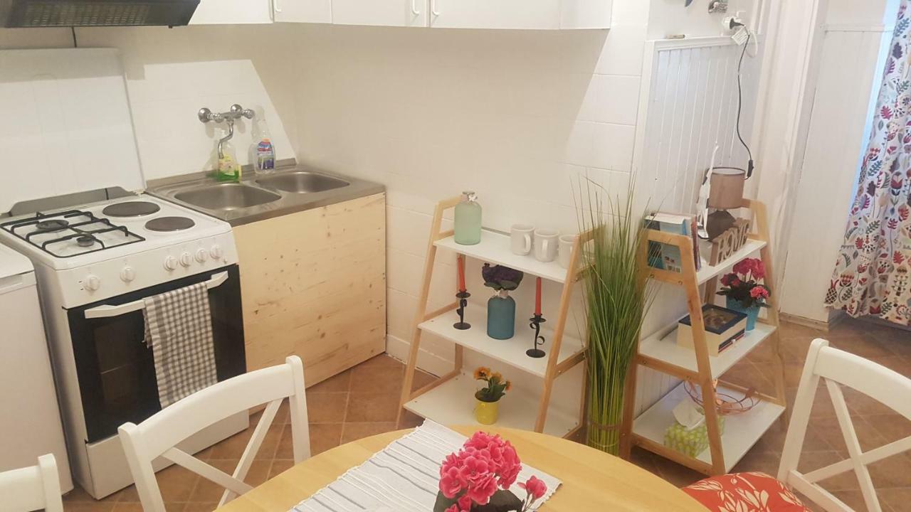 Ciprianis Center Apartman *