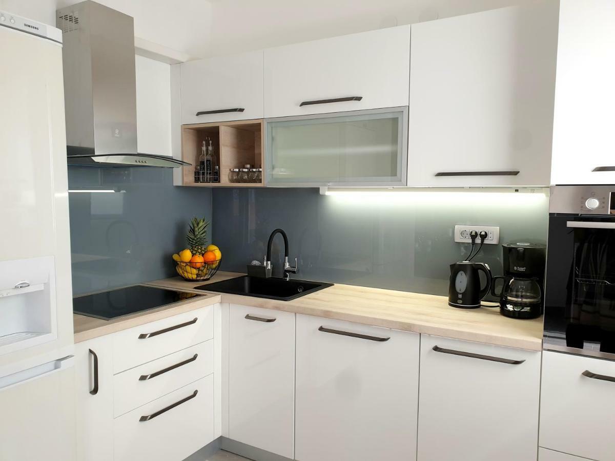 Vb Apartman *