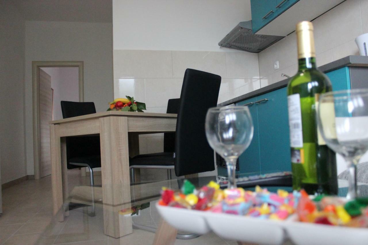 Mihael Apartment *