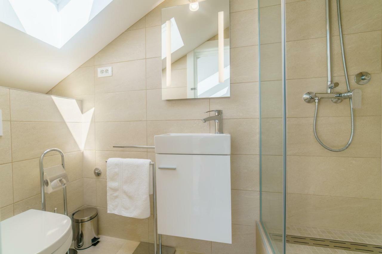 Apartment Dalmat *