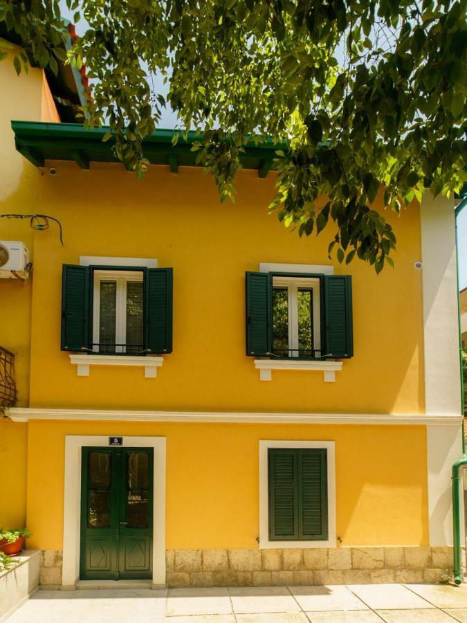 Dalmat Apartment *