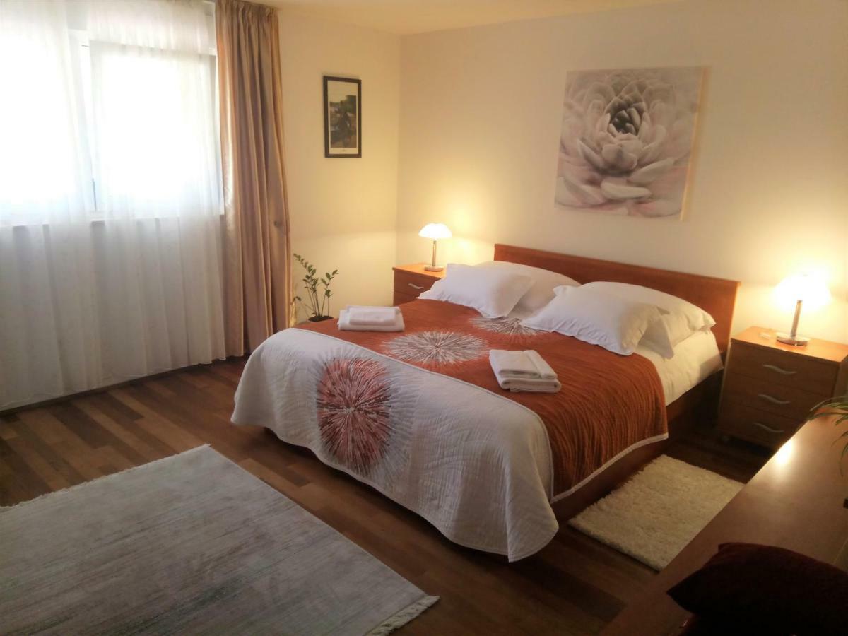 Apartment Tiha *