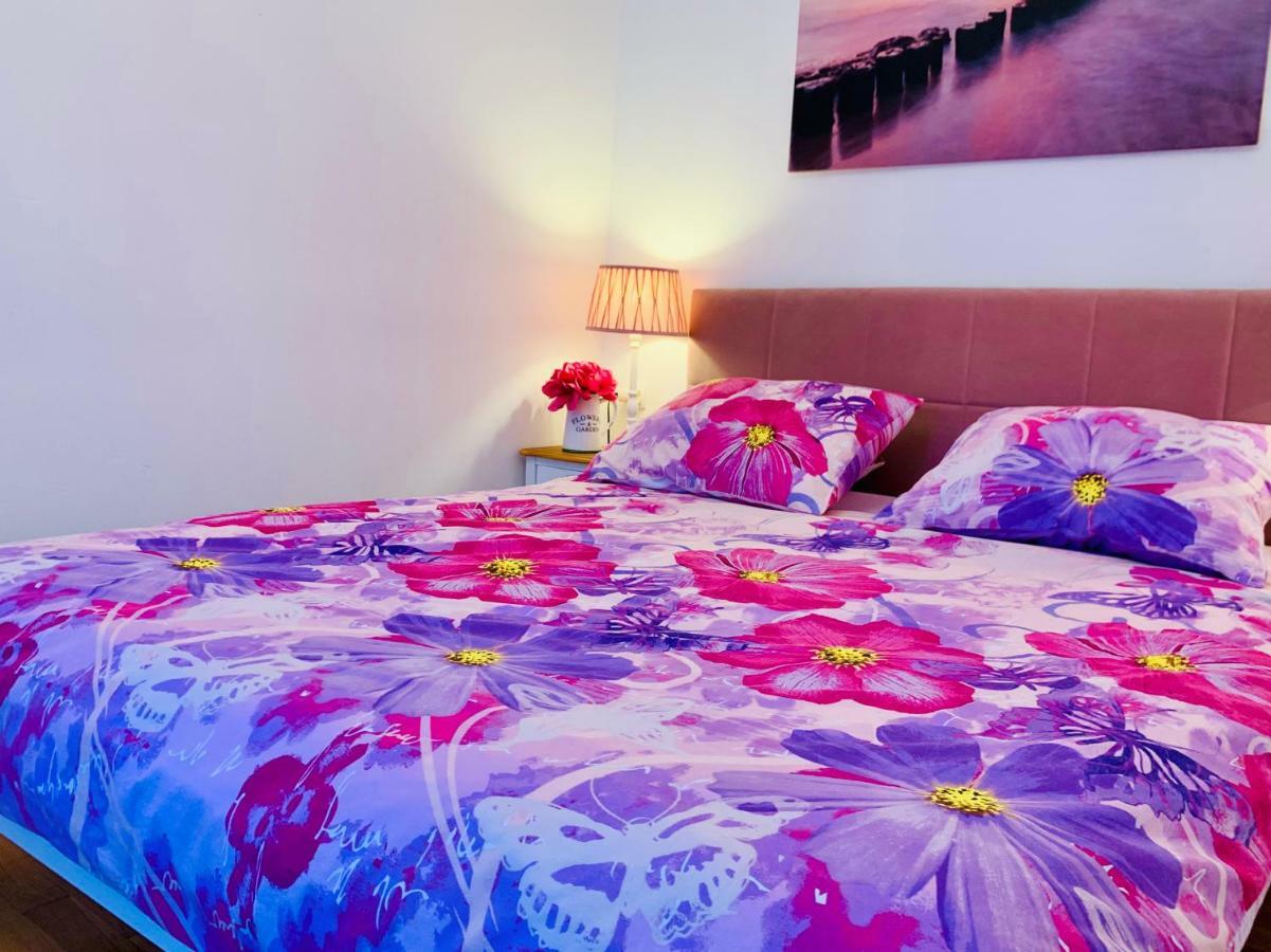 Apartment Double A
