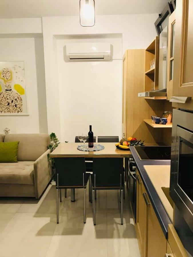 Charming Studio Mari In Centre Apartment