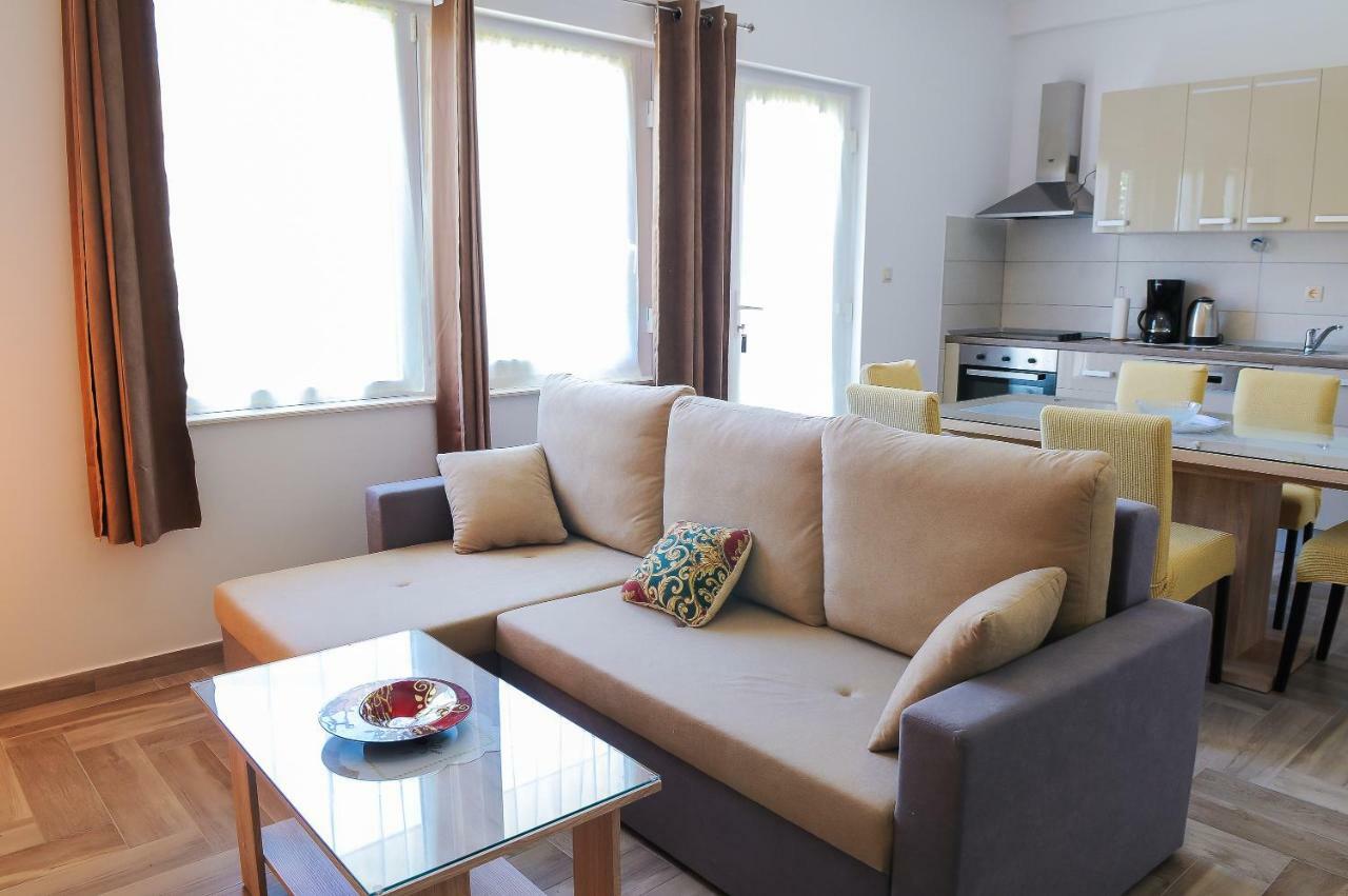 Neva Apartment