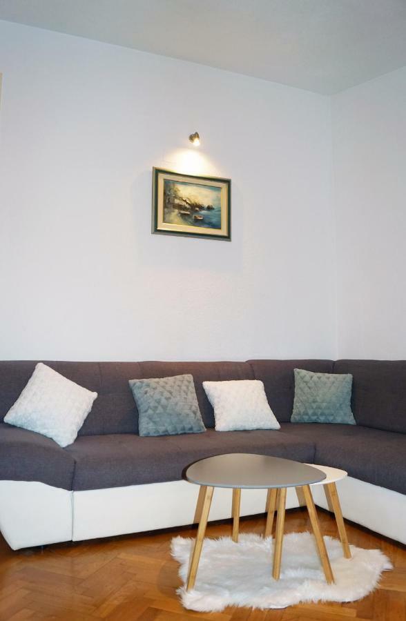 Ivana Apartment *