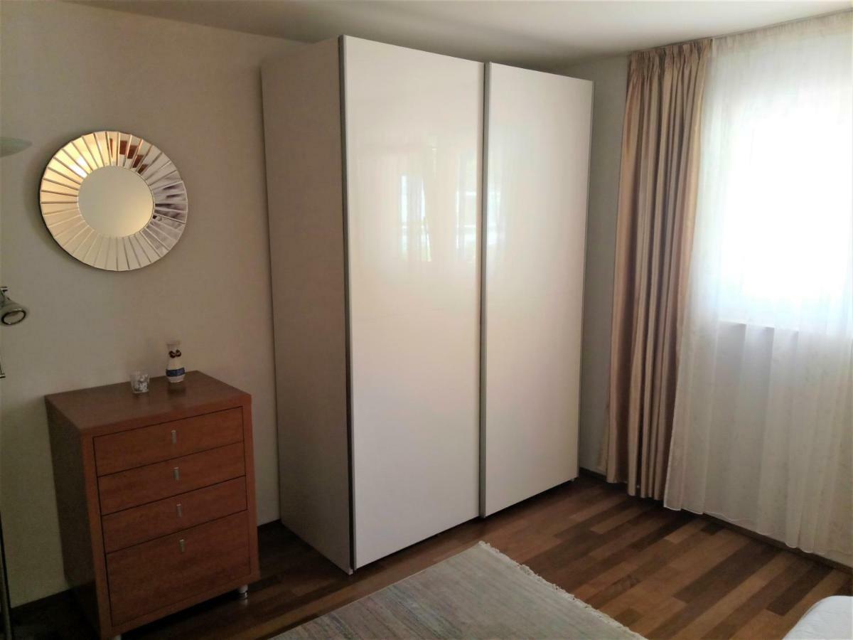 Tiha Apartment Split