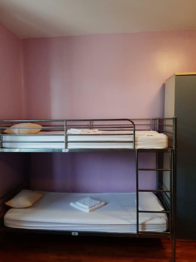 Vila Mikica Hostel *