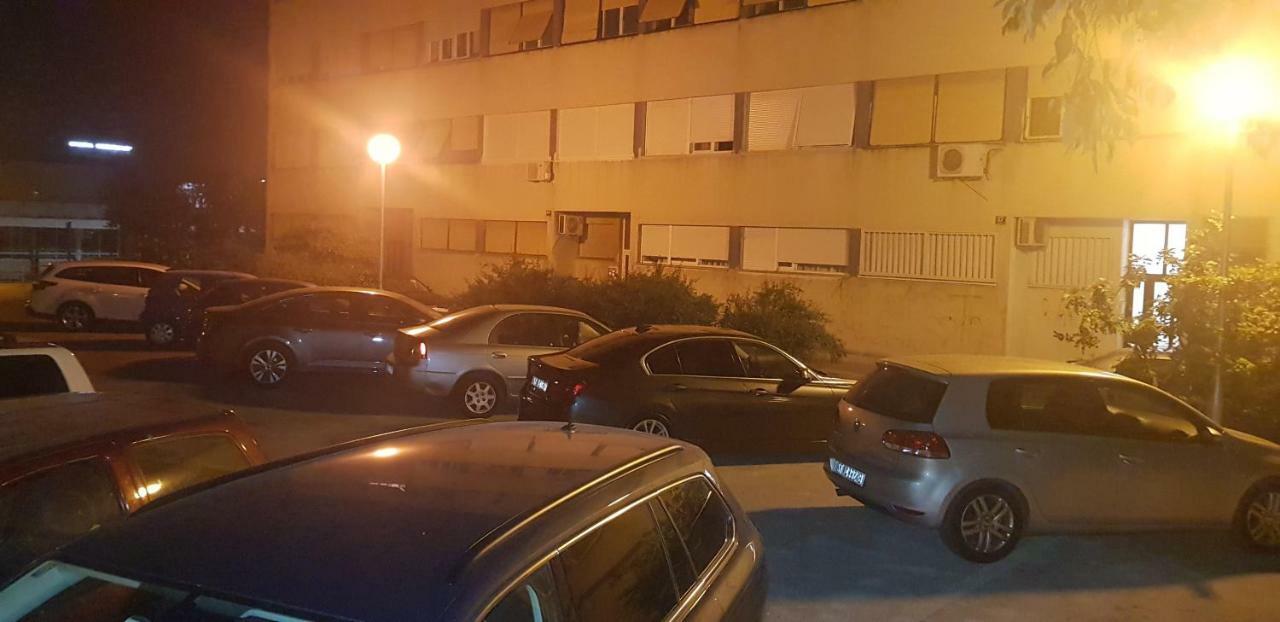 Apartment Bal Split
