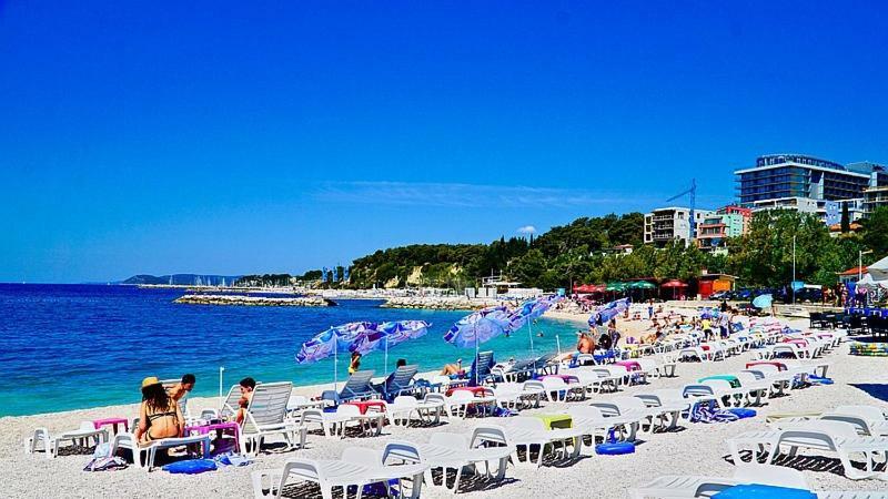 Ana * Split