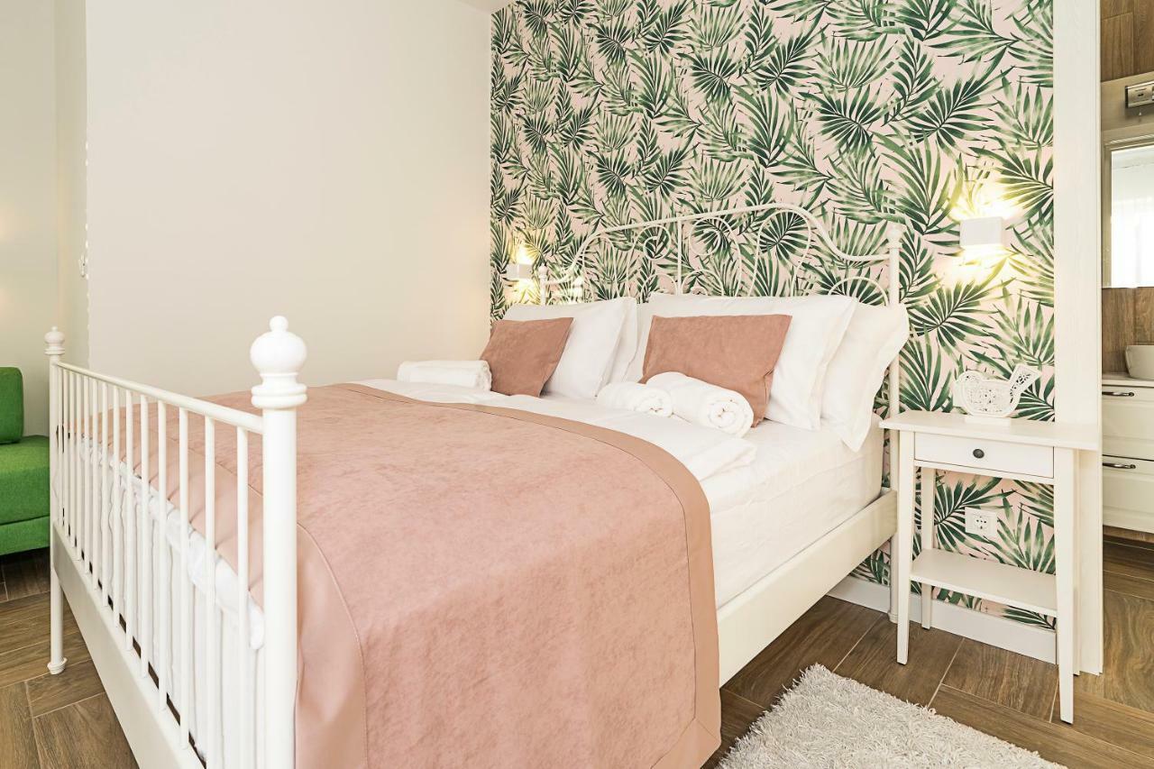 Studio Marcel Apartment *